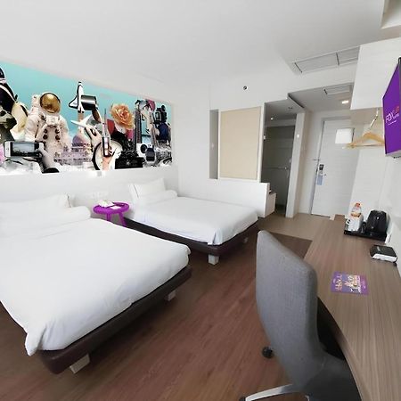 Royal Bay Hotel 마카사르 외부 사진