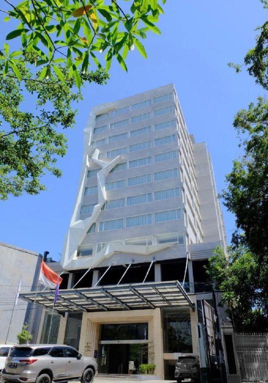 Royal Bay Hotel 마카사르 외부 사진